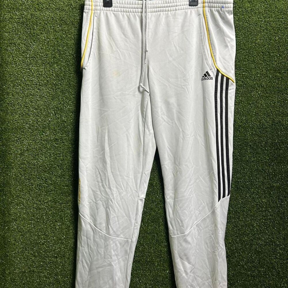 Adidas Men's Grey and White Joggers-tracksuits